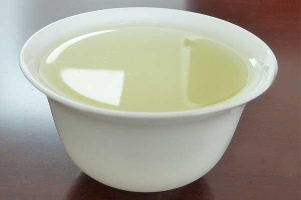 龙井茶是绿茶么（龙井茶属于红茶还是绿茶?）